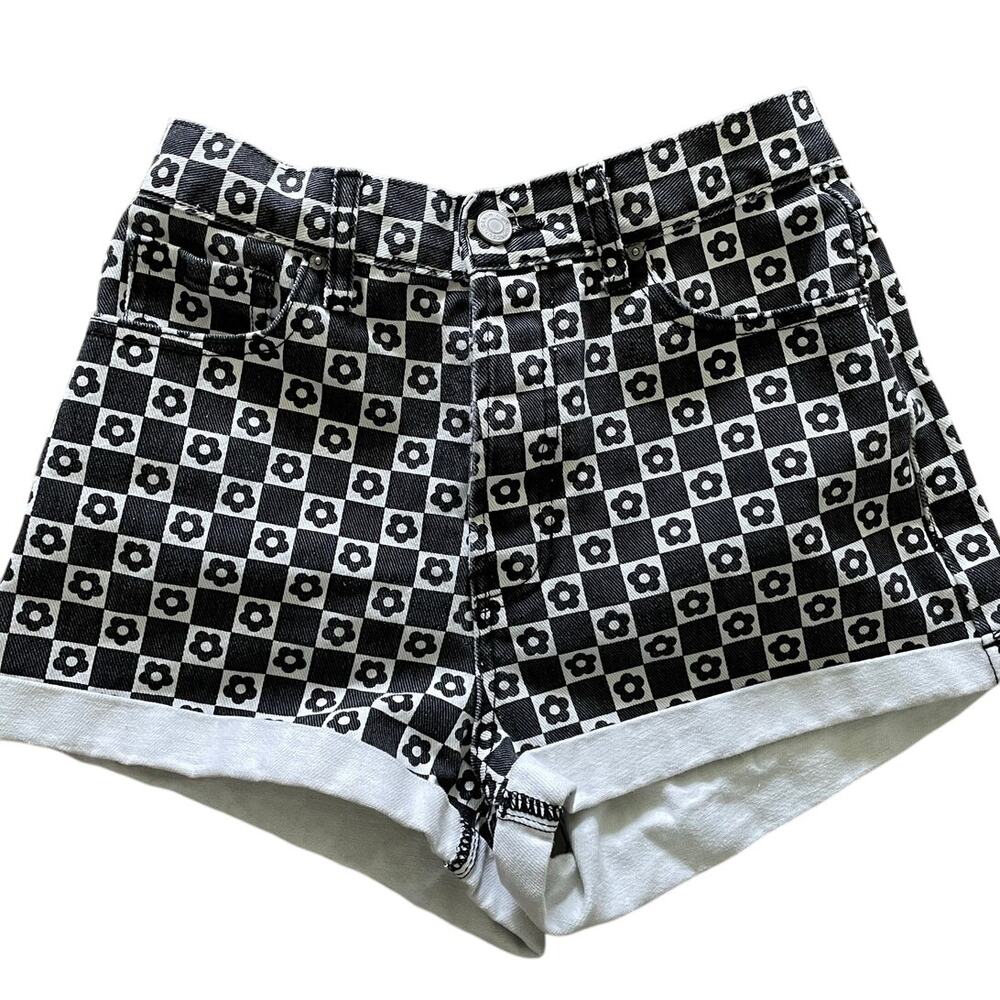 PacSun High Rise Rolled Shorts Y2k Flower Print Black White Waist 25"